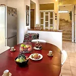 Holiday home In Theologos With Wi-fi