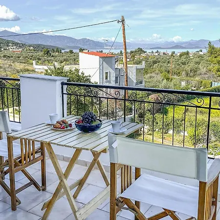 Holiday home In Theologos With Wi-fi *