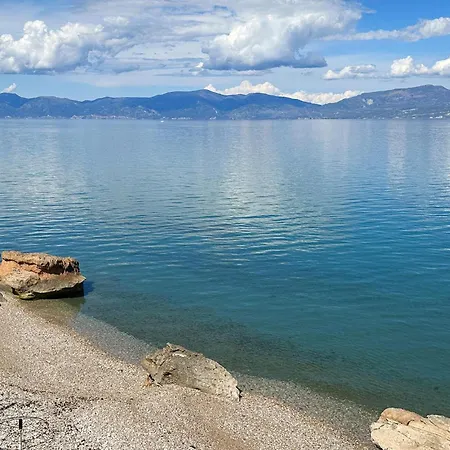 Сasa de vacaciones In Theologos With Wi-fi